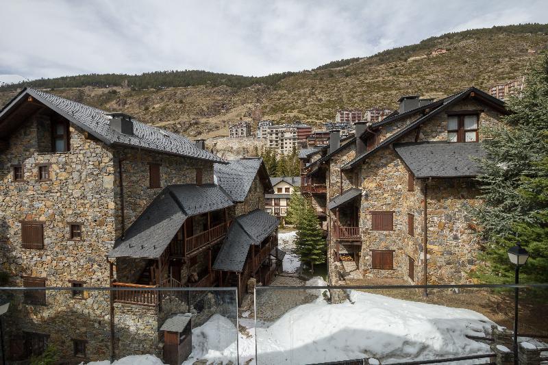 Pierre & Vacances Andorra El Tarter Esterno foto